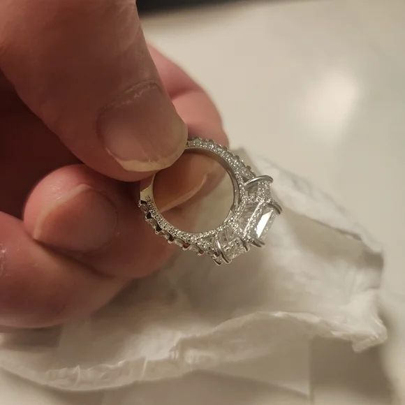 9.02 Total CT Lab Grown Platinum Engagement Ring  IGI Size 6 - Picture 3 of 16